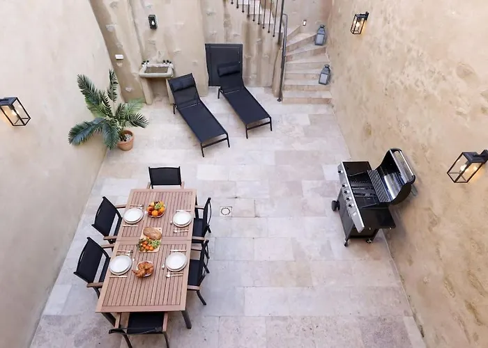 Longue Vie A La Reine - Piscine - Chateau